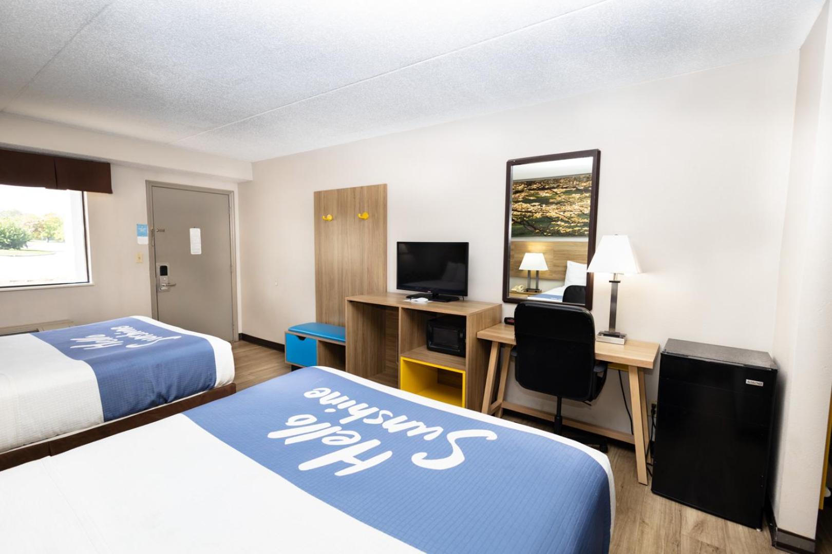 Days Inn By Wyndham Dayton Huber Heights Northeast Экстерьер фото