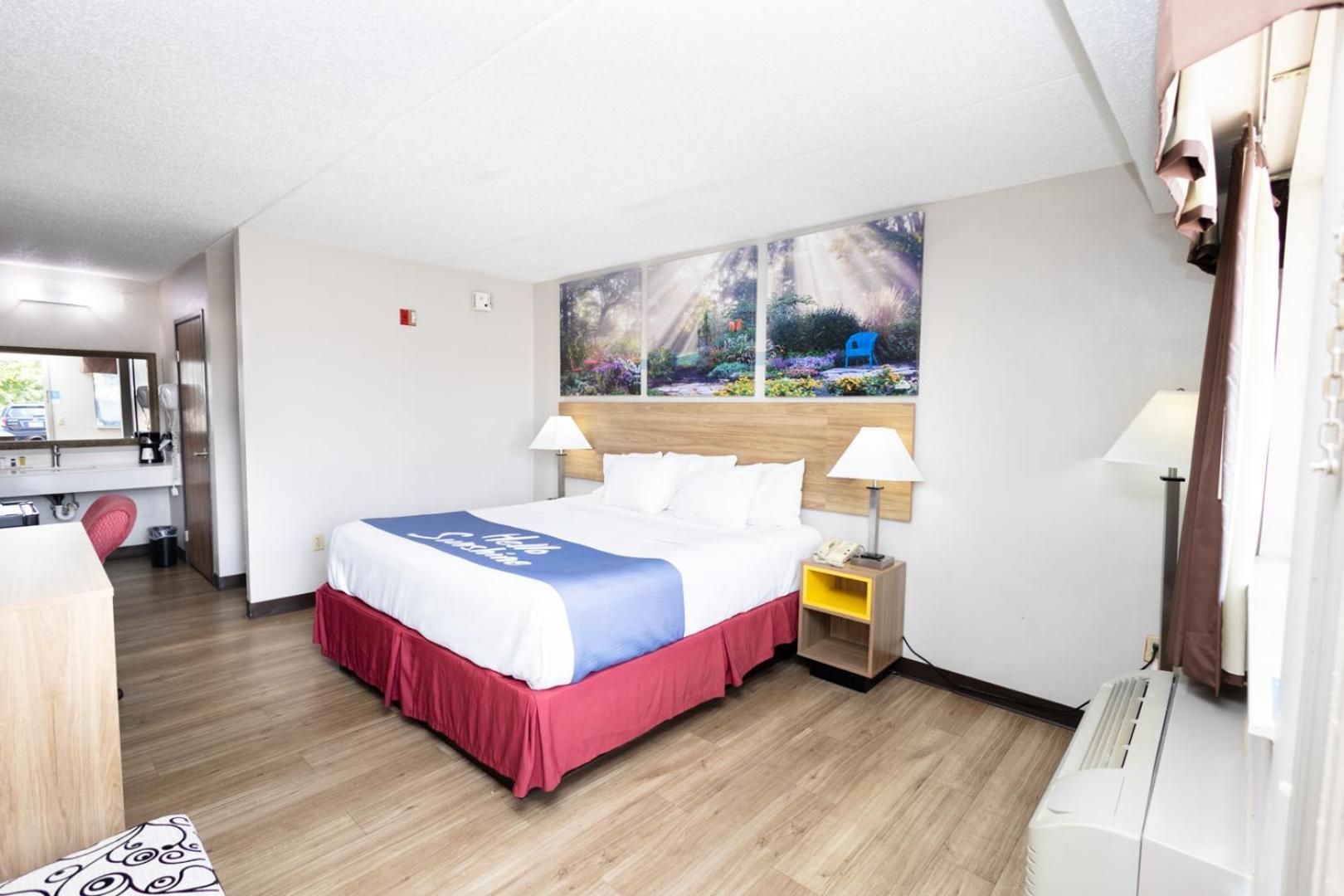 Days Inn By Wyndham Dayton Huber Heights Northeast Экстерьер фото