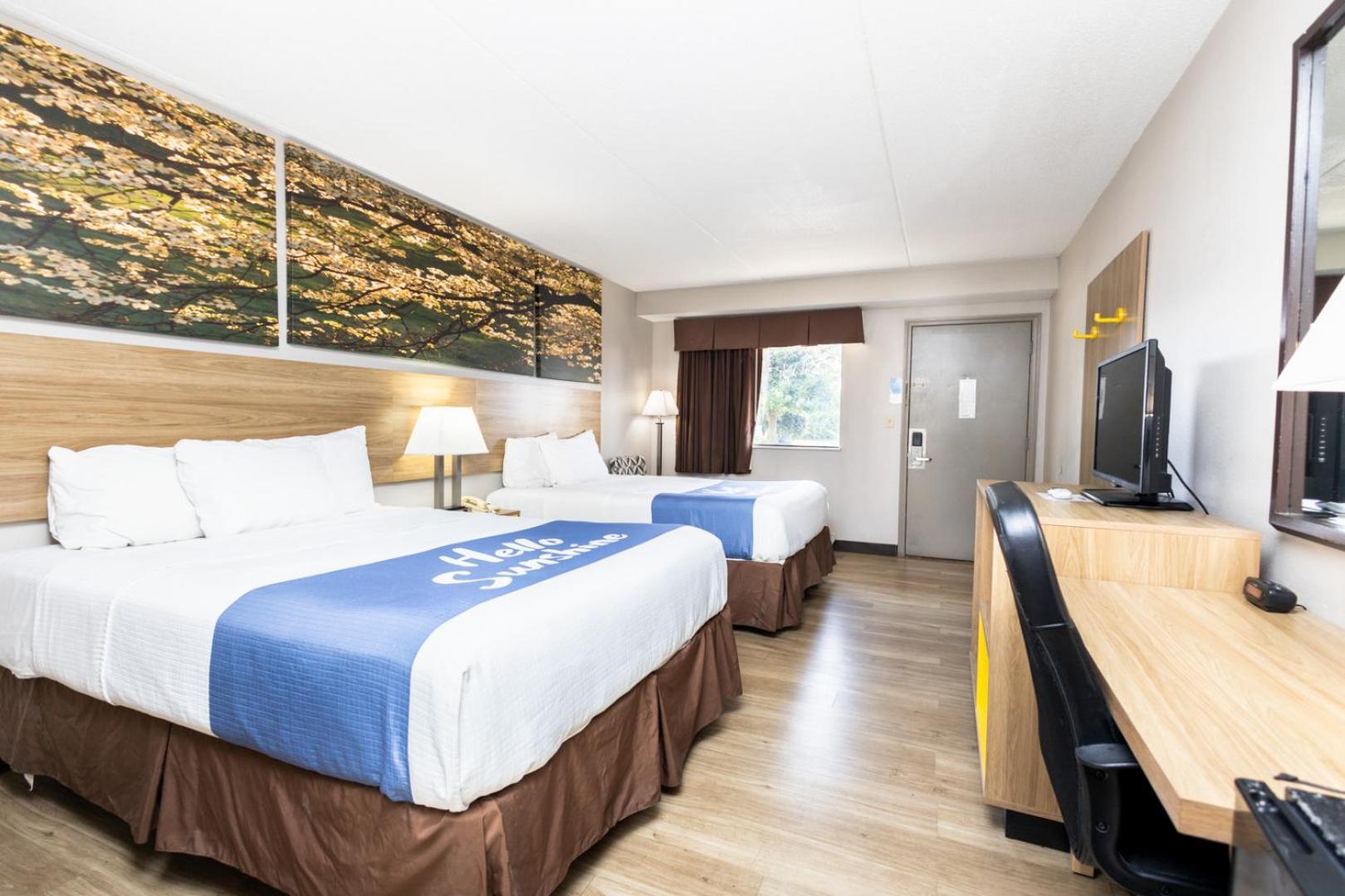 Days Inn By Wyndham Dayton Huber Heights Northeast Экстерьер фото