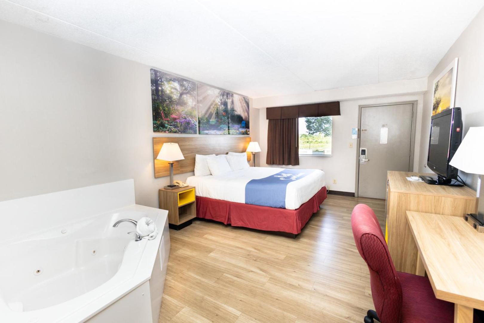 Days Inn By Wyndham Dayton Huber Heights Northeast Экстерьер фото